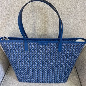 Tory Burch Ever-Ready Zip Tote